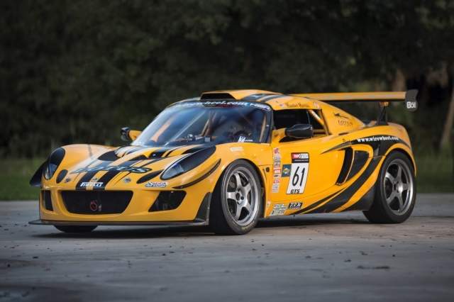 2011 Lotus Exige World Challenge race car