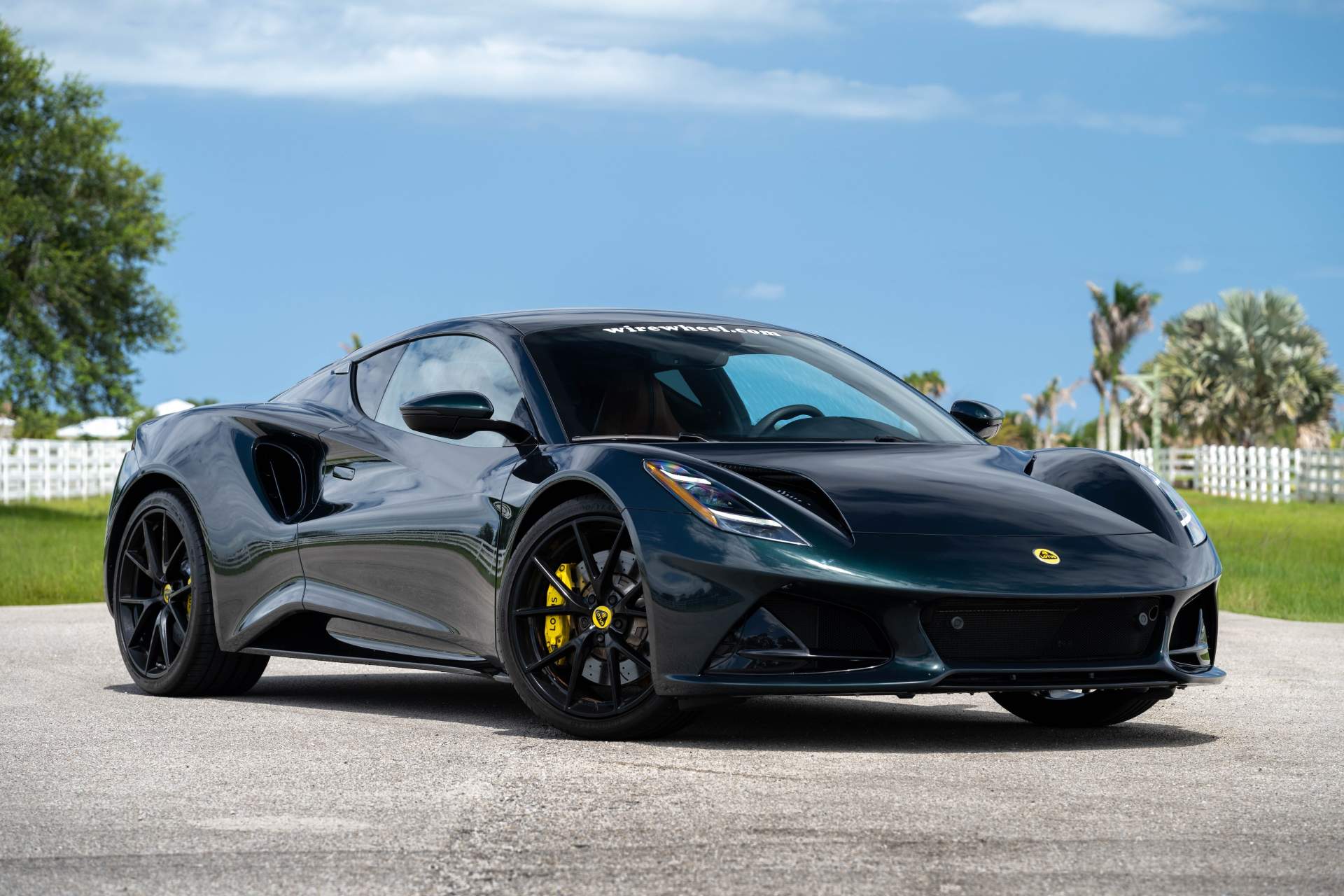 Lotus Emira FE Dark Verdant-2